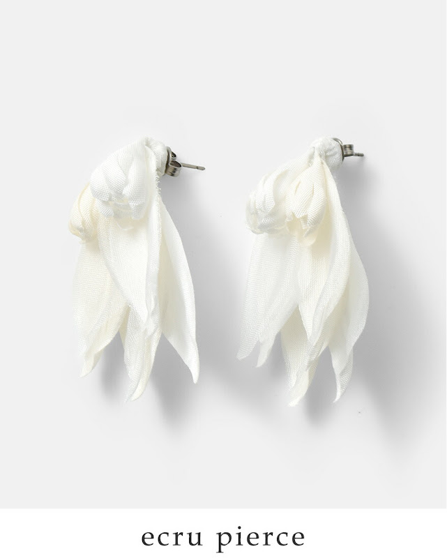whyto ホワイト シアーリーフ ピアス / イヤリング “sheer leaf