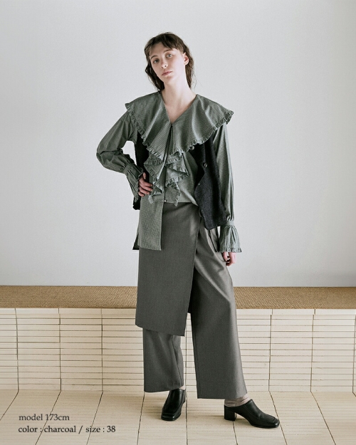 whyto ホワイト レイヤード エプロン パンツ “layered apron