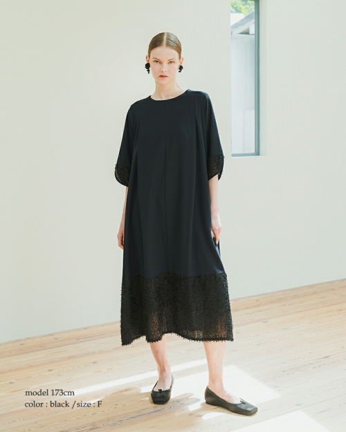 whyto ホワイト アシンメトリー フラワー イヤリング “asymmetry