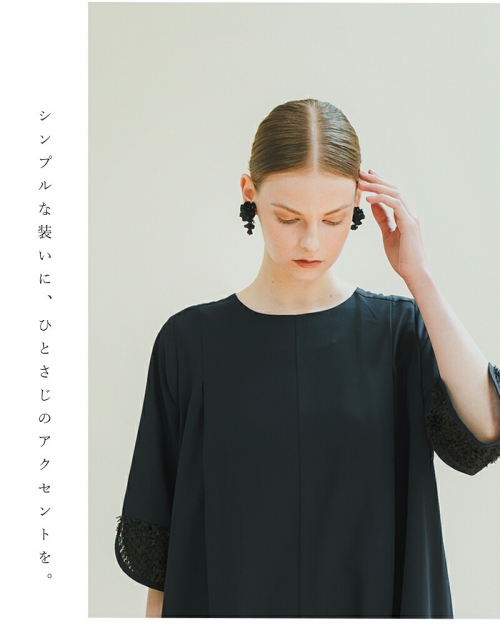 whyto ホワイト アシンメトリー フラワー イヤリング “asymmetry whyto ホワイト アシンメトリー フラワー イヤリング “asymmetry