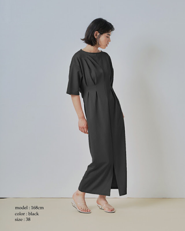 whyto ホワイト アシンメトリー タック ドレス “asymmetry tuck dress