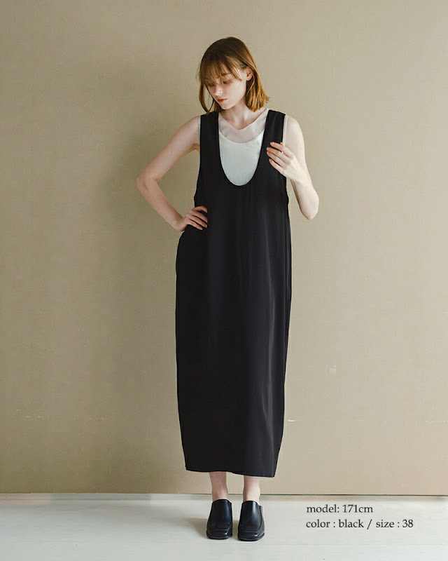 whyto ホワイト Uネック コクーン ドレス “u neck cocoon dress