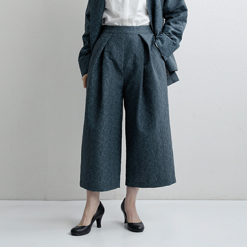 �J���[�o���G�[�V����