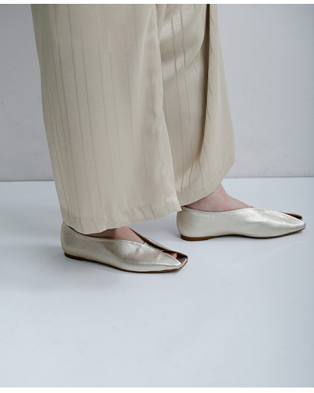 whyto ホワイト レースサテン オーバーサイズ サロペット “lace stain