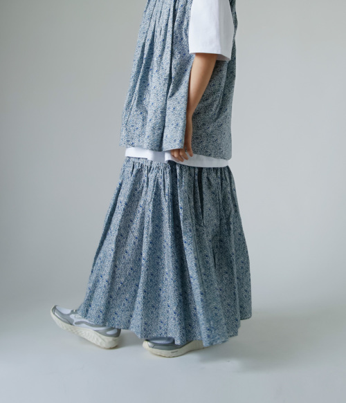 TOUJOURS トゥジュー リバティー ブルー フラワー プリント コットン