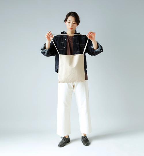 sonor(ソナー)ピッグスキンリバーシブルサコッシュ“ZUTA M” zuta